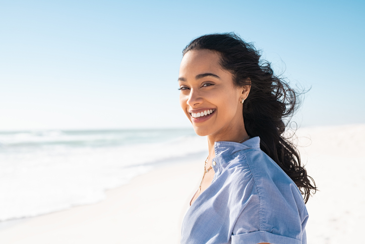¿Puedo realizarme un blanqueamiento dental en verano?